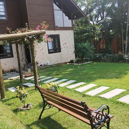 Casa De Campo Rosa Dos Ventos Rodeio Экстерьер фото